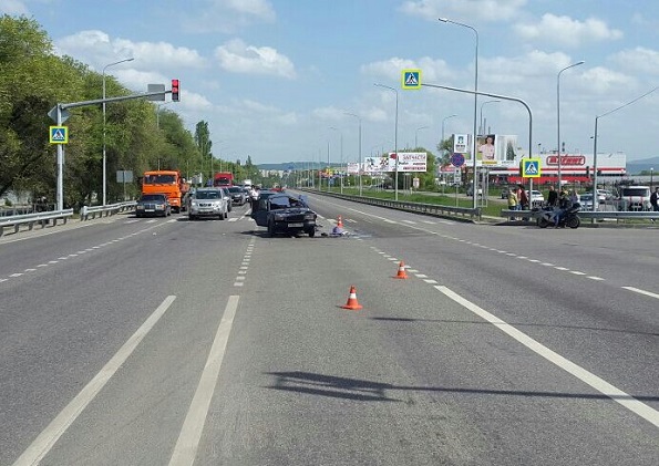 Мотоциклист и водитель легкового авто погибли в ДТП