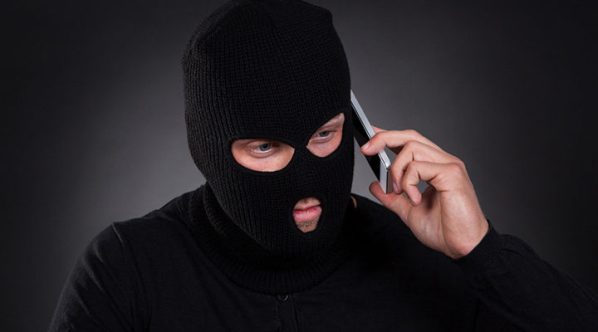 Железноводские полицейские устанавливают личность телефонного мошенника, обманувшего пенсионерку