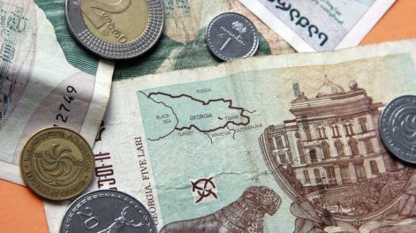 С какой валютой лучше ехать в Грузию