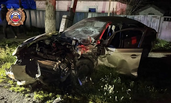 В Курском округе в результате столкновения двух автомобилей погиб человек ещё 1 ранен