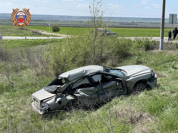 В Благодарненском округе в ДТП на жд переезде пострадал водитель автомобиля