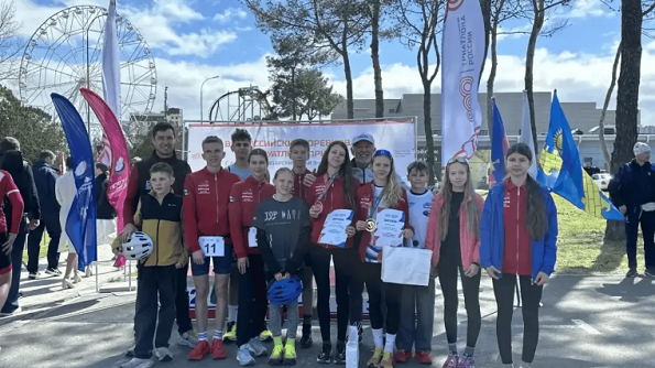 Триатлонисты Ставрополя завоевали золото и бронзу на всероссийских соревнованиях в Анапе