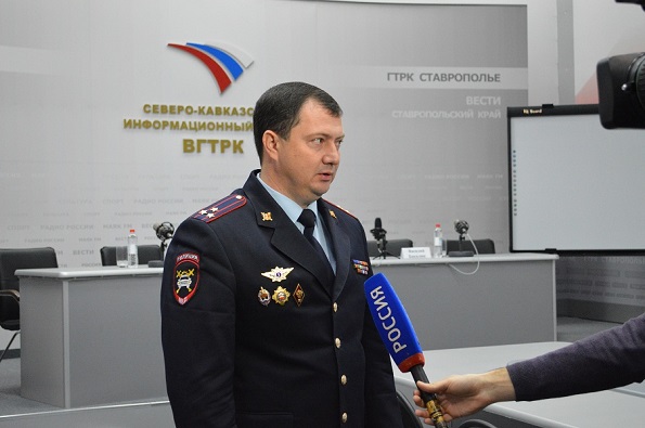 Главный автоинспектор Ставрополья Алексей Сафонов провел пресс-конференцию на тему готовности региона к зиме