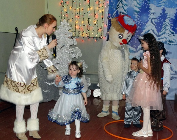 В Кировском городском округе новогодний праздник организовали для детей полицейских