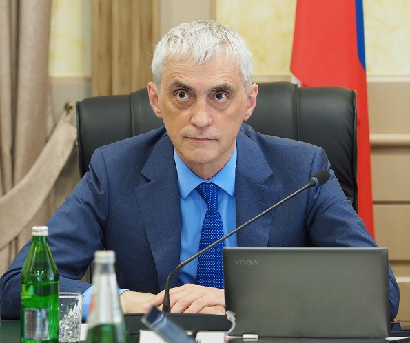 Артур Насонов, председатель комитета по образованию, культуре