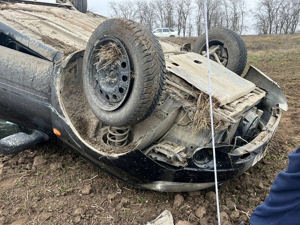 ДТП 28 января. В Новоселицком округе в результате отсоединения колеса автомобиля пострадали 2 человека