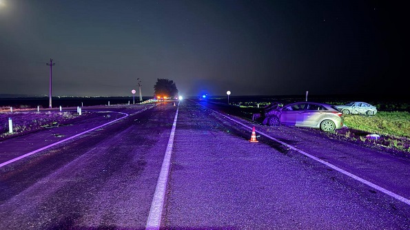В Петровском округе в результате столкновения трех автомобилей погибли 3 человека, еще двое пострадали