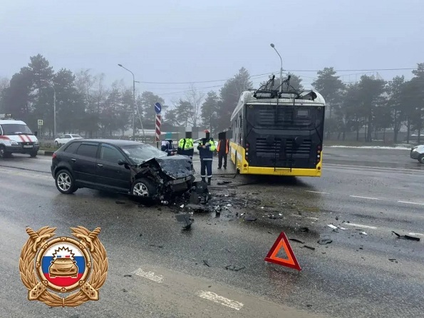 В Ставрополе ДТП авто и троллейбуса