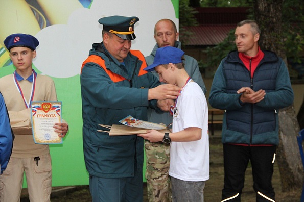 Школьники из Ставрополя стали победителями и призерами краевых соревнований «Школа безопасности»