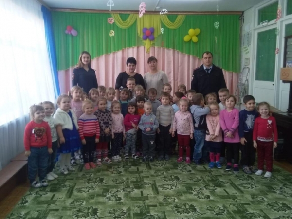 В Туркменском районе сотрудники полиции провели встречи с несовершеннолетними и их родителями