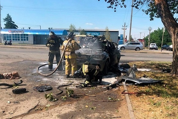 В Ставрополе взорвали БМВ X6 вместе с водителем. Погиб один человек