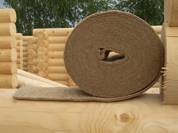 Натуральный утеплитель из льна для деревянных домов
