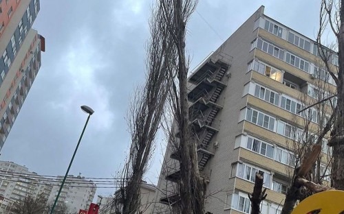 Последствия сильного ветра на Ставрополье