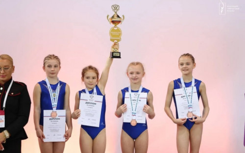 Акробаты из Ставрополя на всероссийских соревнованиях в «Сириусе»