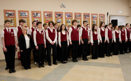 Торжественное открытие портретных досок выпускникам участникам СВО