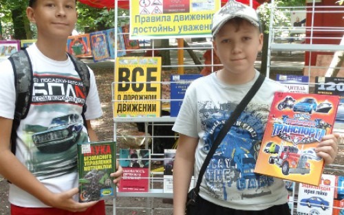 Детские ликбезы по ПДД в парках и скверах Ставрополя
