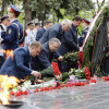Возложение цветов на мемориале «Вечная Слава» в Ставрополе