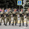 Сотрудники Росгвардии маршируют в Пятигорске
