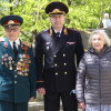 Сергей Щёткин поздравляет ветерана ВОВ с Днем Победы