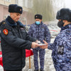 Сотрудникам Росгвардии вручили ключи от новых патрульных автомобилей