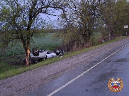 Смерть за рулем “ВАЗ 2115”: 21-летний водитель без прав погиб в Ипатовском округе