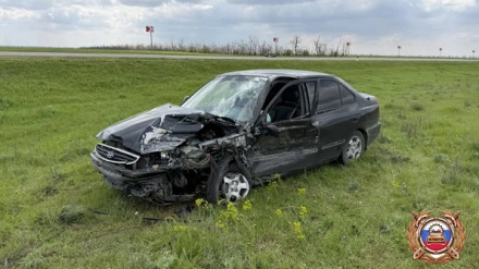 В Курском округе в результате столкновения двух автомобилей пострадали трое человек