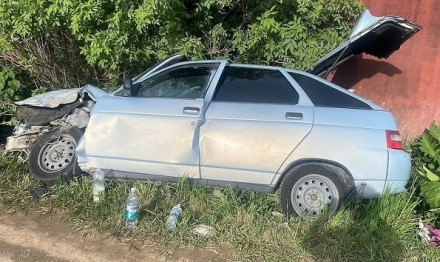 При столкновении двух автомобилей в Предгорном округе 3 человека пострадали При столкновении двух автомобилей в Предгорном округе 3 человека пострадали
