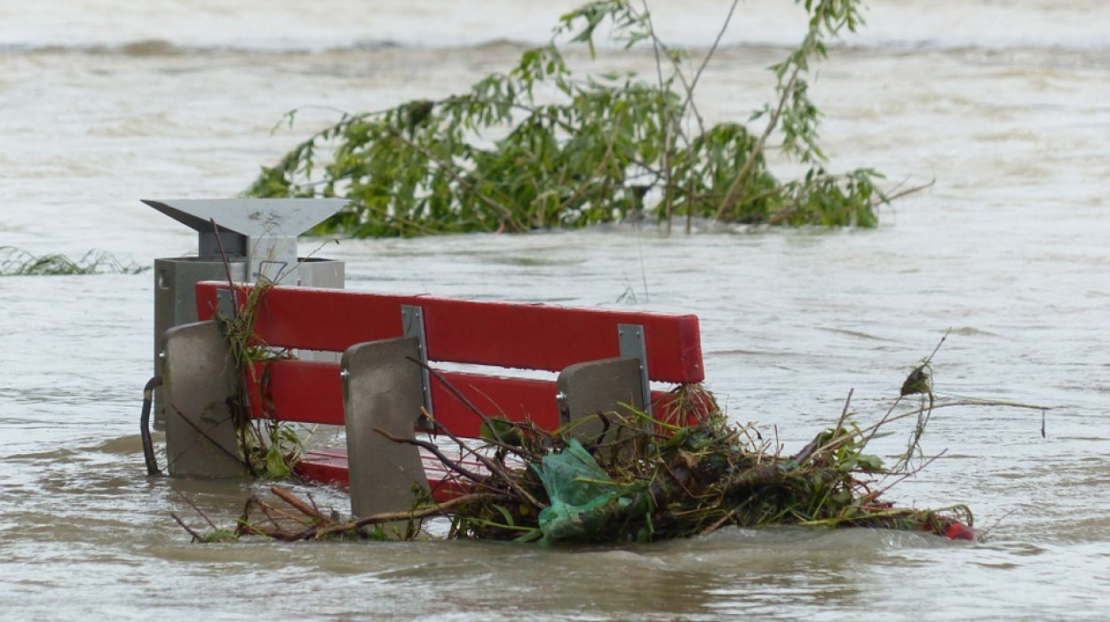 «Росгосстрах» в упрощенном режиме принимает заявления иркутян, имущество которых пострадало от наводнения