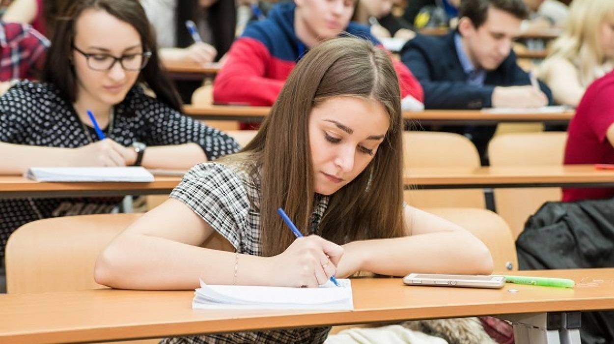 Образование в крае профинансируют на 2,8 млрд рублей