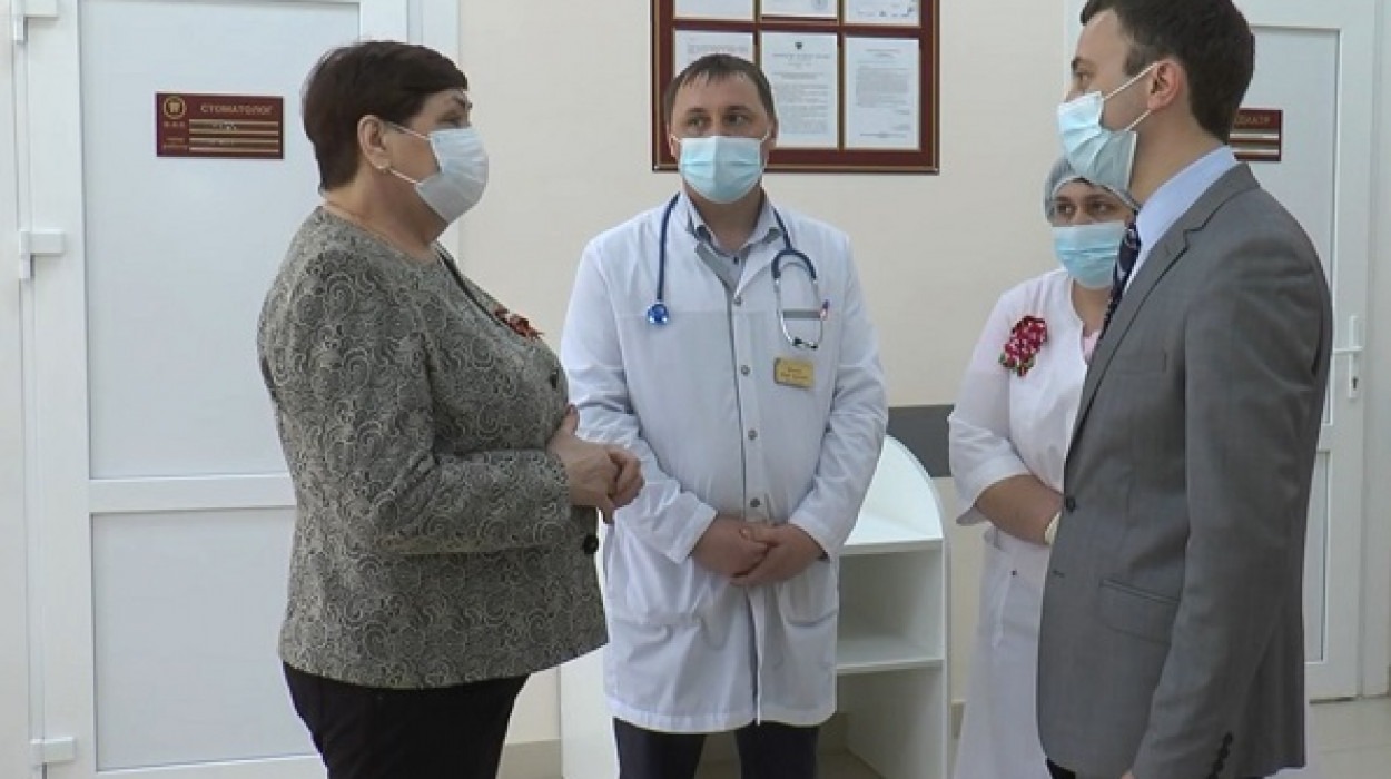Модернизацию первичного звена здравоохранения в Ставропольском крае оценили в рабочей поездке депутаты парламента