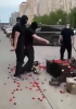 В Ставрополе разыскивают вандалов, разгромивших овощную точку