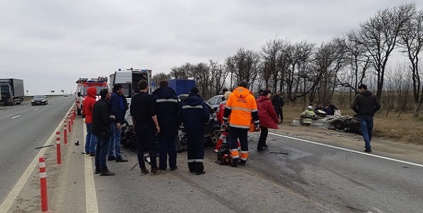 Три человека погибли в ДТП на трассе в Андроповском районе