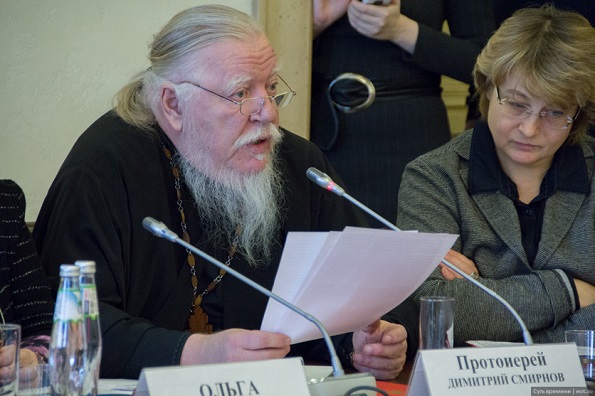 Павел Астахов намерен попросить Госдуму снять с рассмотрения законопроект, легализующий «беби-боксы»