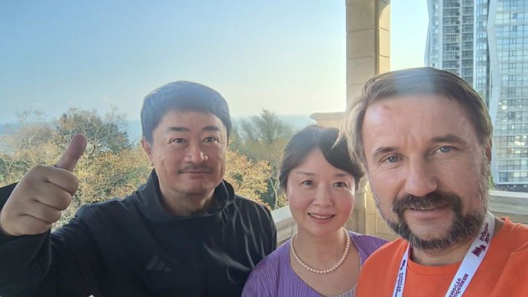 Ставропольский режиссер и продюсер Сергей Масальский и Qingchuan Zhiyuan (Beijing) Culture Media и Beijing Galaxy Space Culture Media