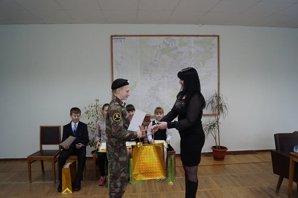 Школьники Ставрополя написали письма солдатам-срочникам