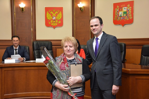 В Ставрополе наградили предпринимателей, которые подарили городу новогоднее настроение