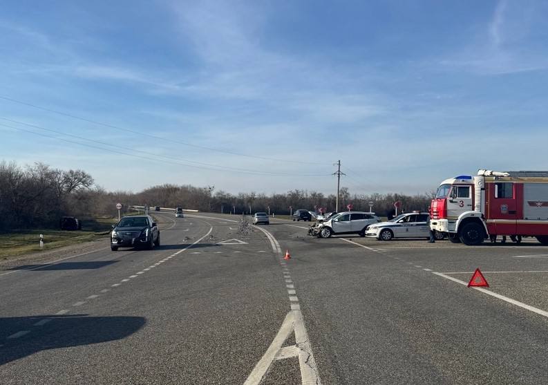 В Изобильненском округе в результате ДТП пострадал начинающий водитель