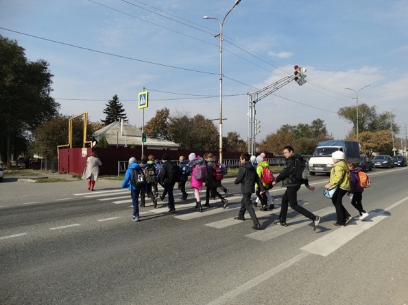 Ставропольские школьники фиксируют дорожные ловушки с помощью спутника