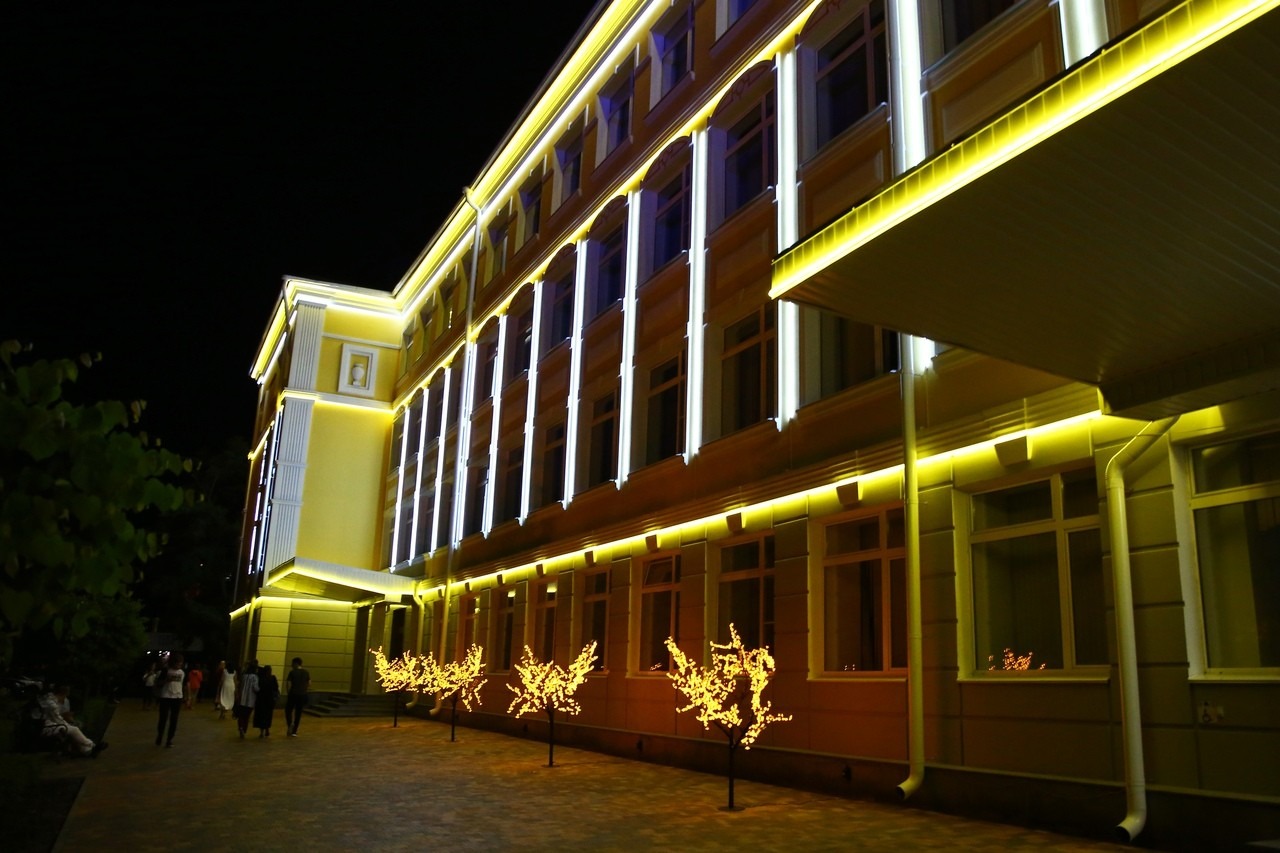 10 000 разноцветных светодиодных лент украсят Ставрополь